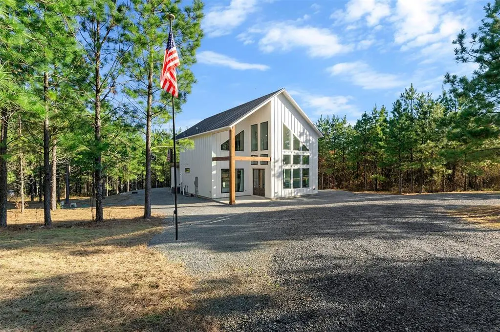 Photo 4 — 234 Sugarberry Trail, Broken Bow, OK 74728