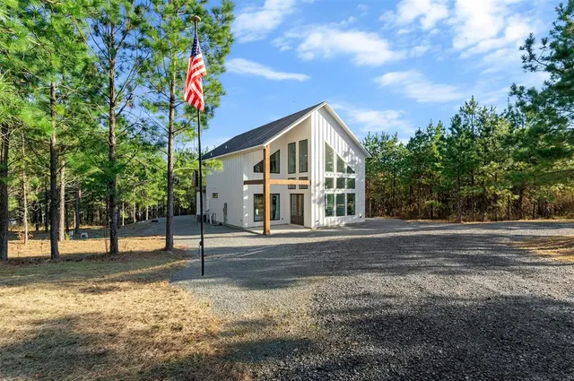 Photo 4 — 234 Sugarberry Trail, Broken Bow, OK 74728