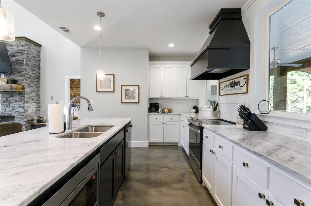 Photo 12 — 234 Sugarberry Trail, Broken Bow, OK 74728