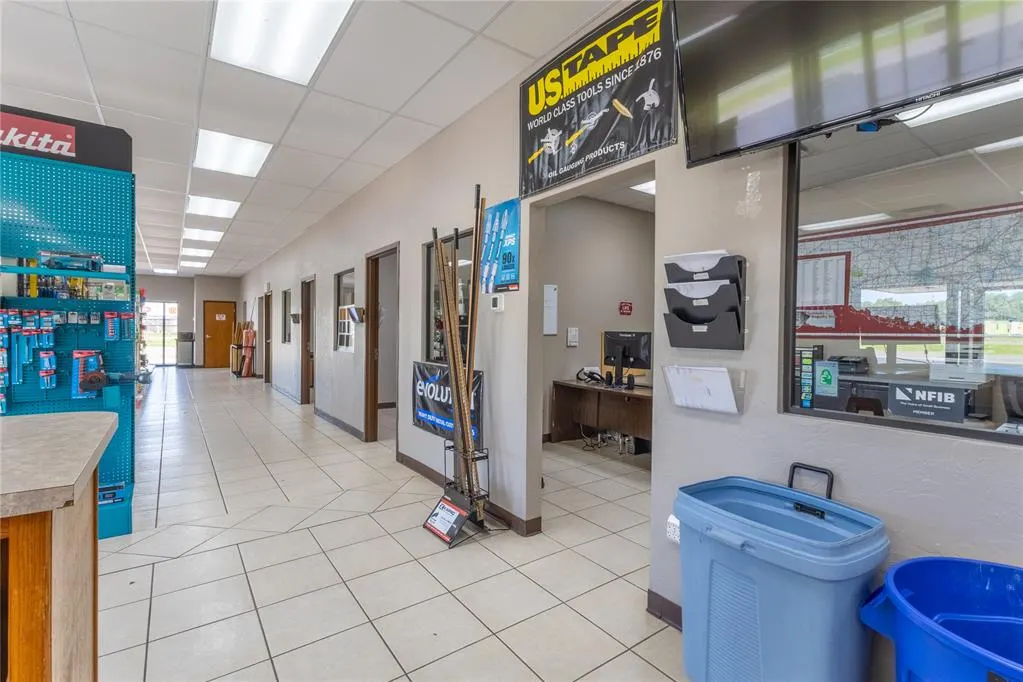 Photo 14 — 400 S Access Road, Weatherford, OK 73096