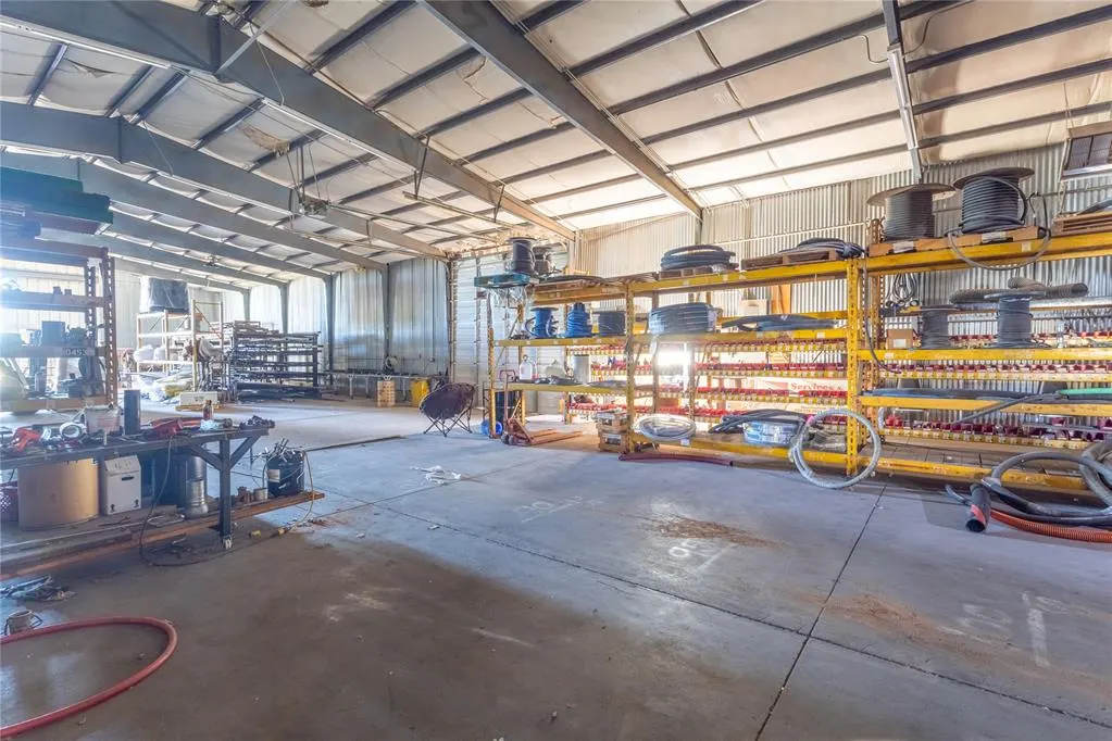 Photo 42 — 400 S Access Road, Weatherford, OK 73096