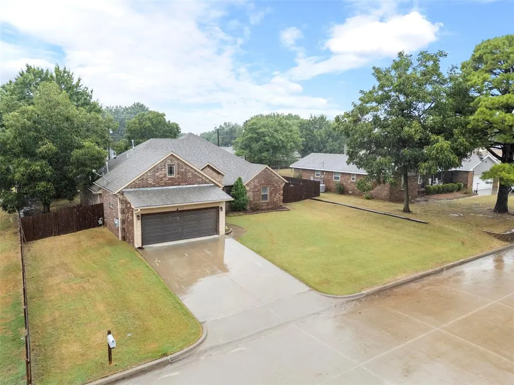 Photo 4 — 206 N Manning Street, Stillwater, OK 74075