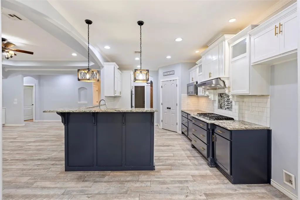 Photo 15 — 206 N Manning Street, Stillwater, OK 74075