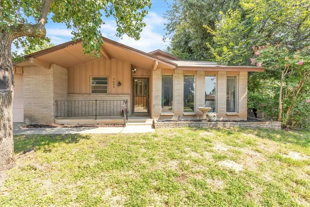 Photo 2 — 7609 NW 14th Street, Oklahoma City, OK 73127