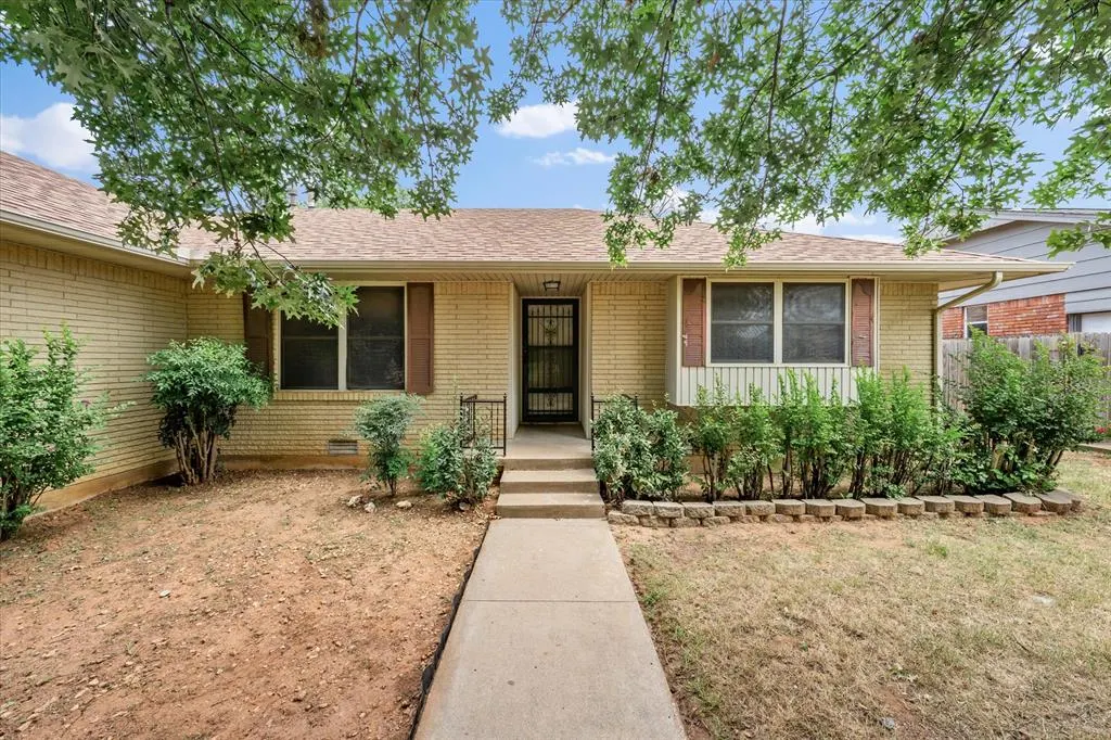 Front exterior — 3016 Shadybrook Drive, Midwest City, OK 73110