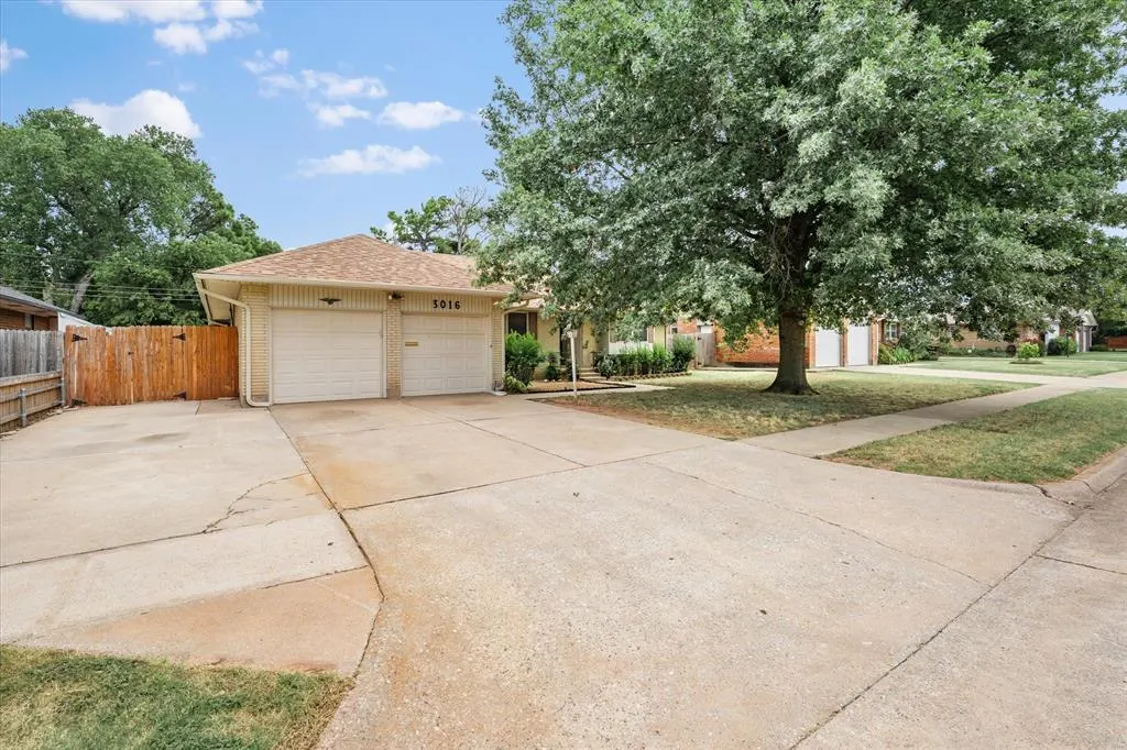 Photo 2 — 3016 Shadybrook Drive, Midwest City, OK 73110
