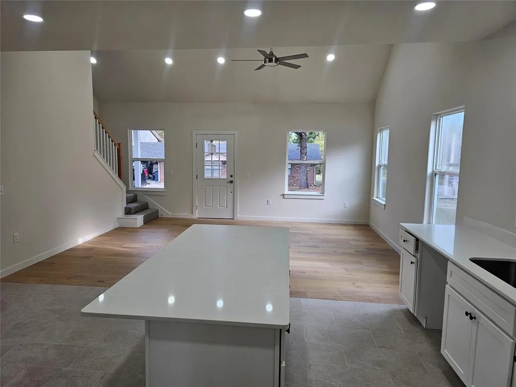Photo 2 — 1809 Sunset Drive, Eufaula, OK 74432