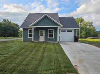 Sold home at 1809 Sunset Drive