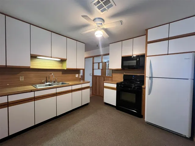 Photo 4 — 2221 SW 42nd Street, Oklahoma City, OK 73119