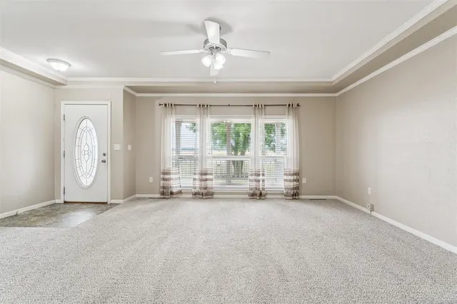 Photo 3 — 618 W Ryland Road, Crescent, OK 73028