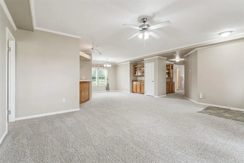 Photo 5 — 618 W Ryland Road, Crescent, OK 73028