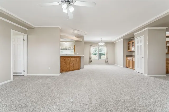 Photo 6 — 618 W Ryland Road, Crescent, OK 73028