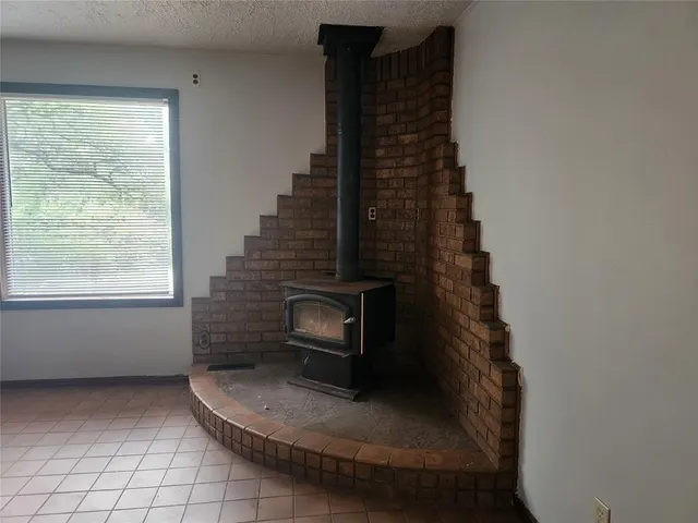 Photo 6 — 8701 Howard Avenue, Lexington, OK 73051