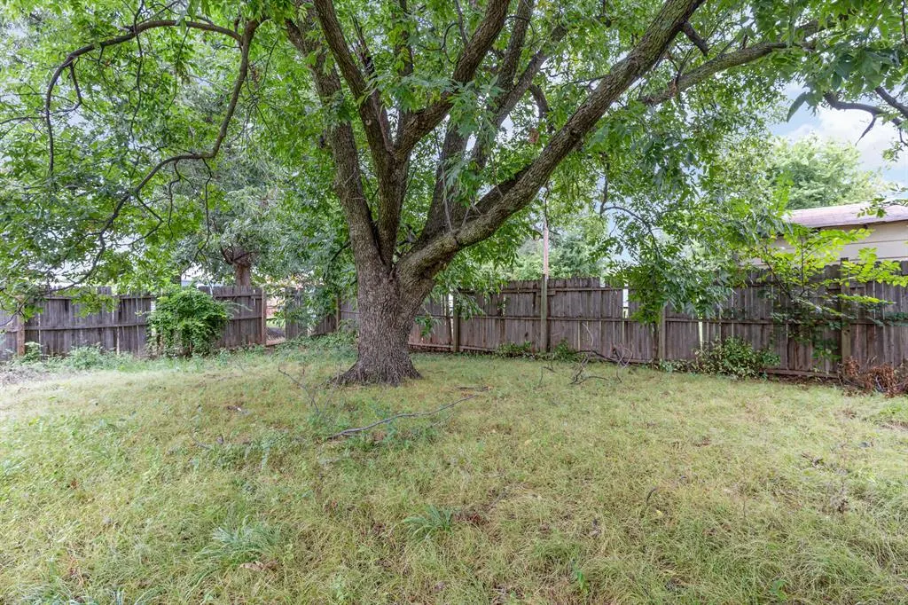 Photo 14 — 829 SE 32nd Street, Oklahoma City, OK 73129