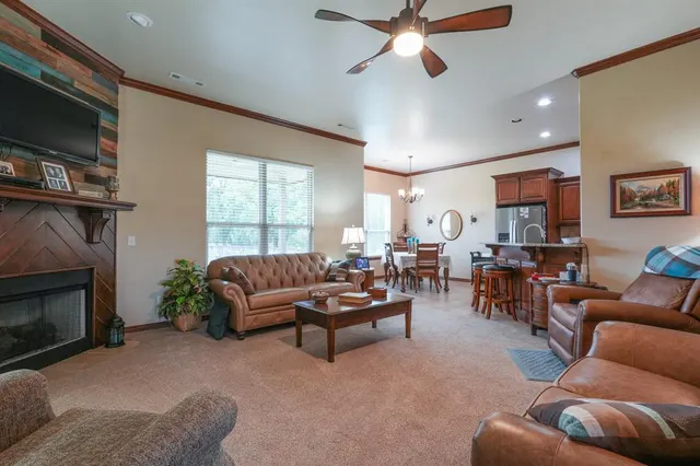 Photo 5 — 2016 Brook Hollow, Shawnee, OK 74804