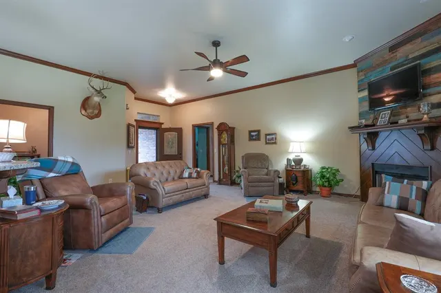 Photo 6 — 2016 Brook Hollow, Shawnee, OK 74804