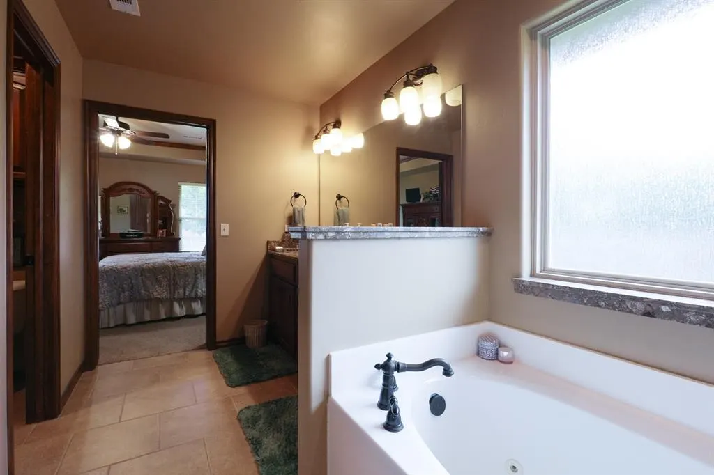 Photo 19 — 2016 Brook Hollow, Shawnee, OK 74804