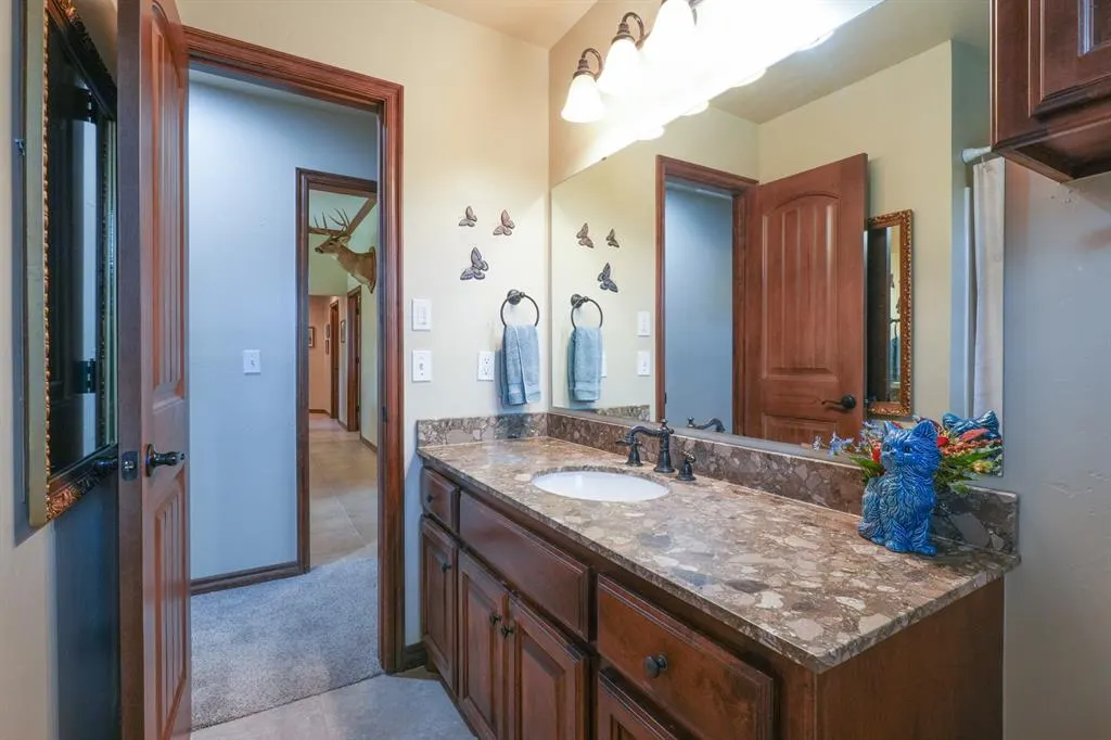 Photo 24 — 2016 Brook Hollow, Shawnee, OK 74804