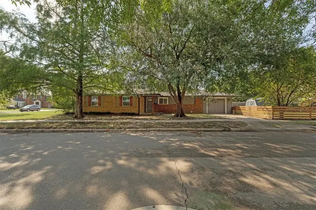 Photo 4 — 4705 N Miller Avenue, Oklahoma City, OK 73112