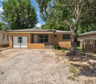 Sold home at 2233 SW 40th Street