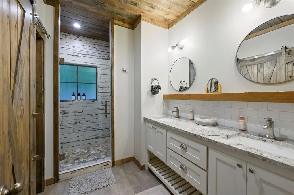 Photo 19 — 651 Chinook Road, Broken Bow, OK 74728
