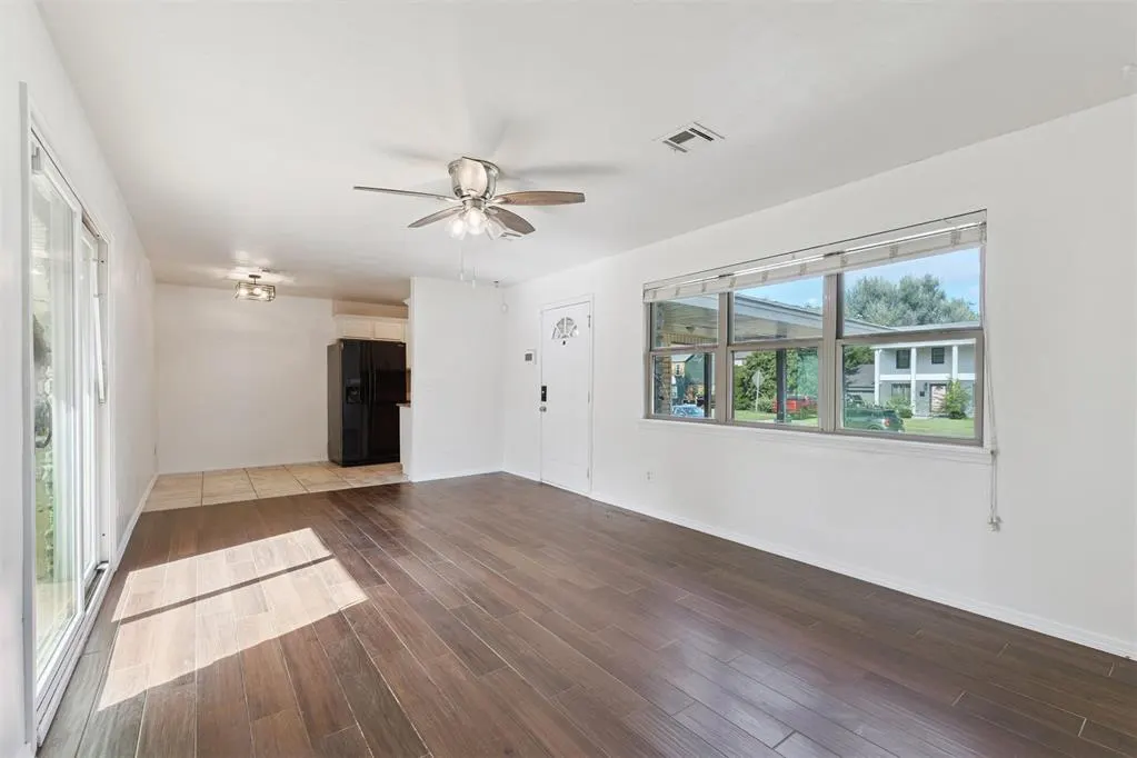 Photo 9 — 4305 N Miller Avenue, Oklahoma City, OK 73112