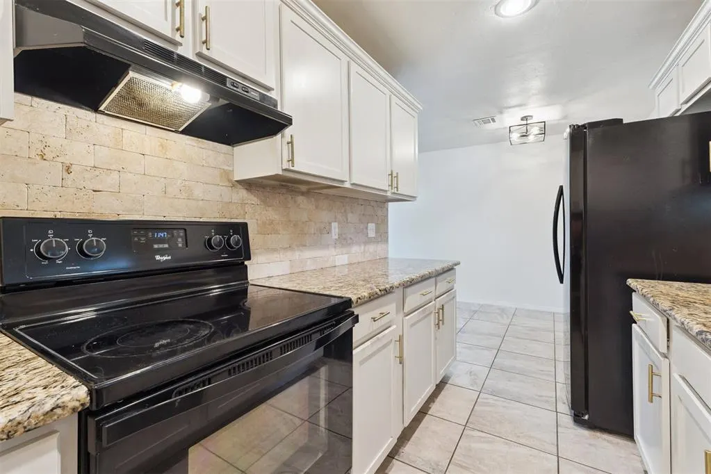 Photo 20 — 4305 N Miller Avenue, Oklahoma City, OK 73112