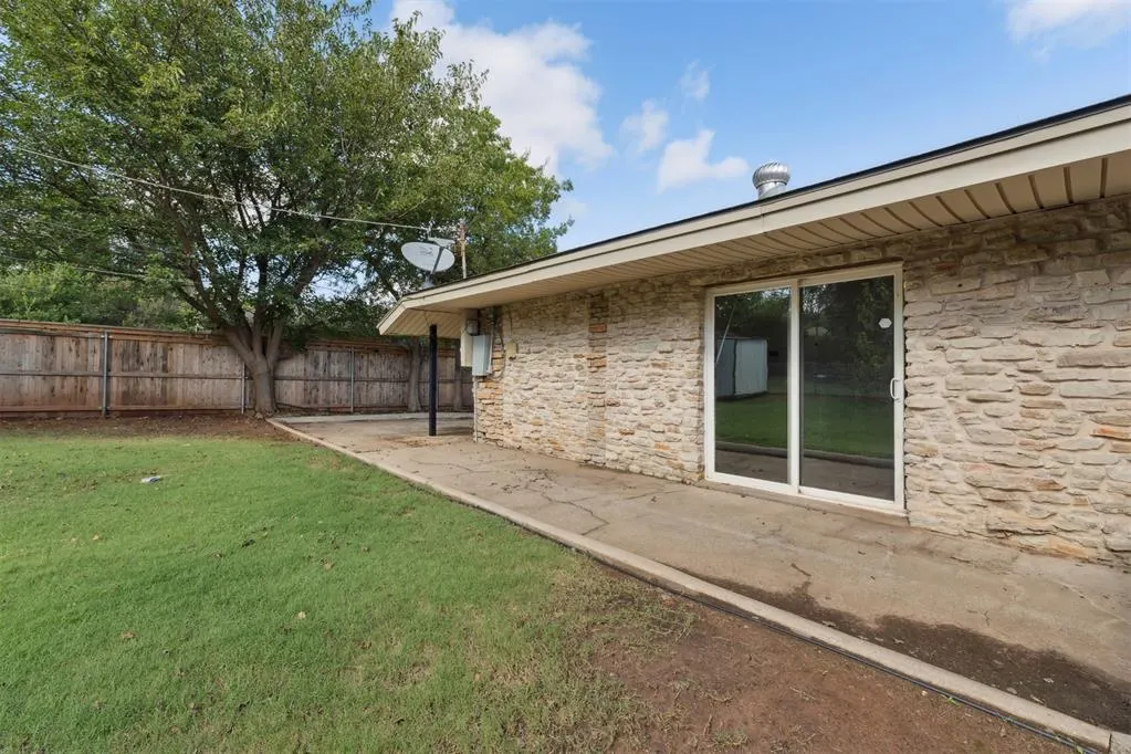 Photo 40 — 4305 N Miller Avenue, Oklahoma City, OK 73112