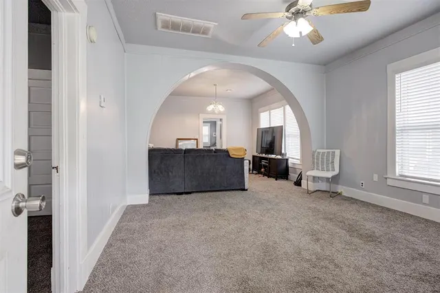 Photo 3 — 709 S Hadden Street, El Reno, OK 73036