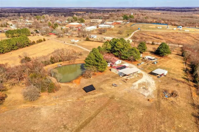 Photo 4 — 36789 N Hwy 56, Okemah, OK 74859
