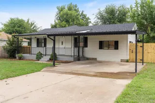 Sold home at 3918 SE 12th Street