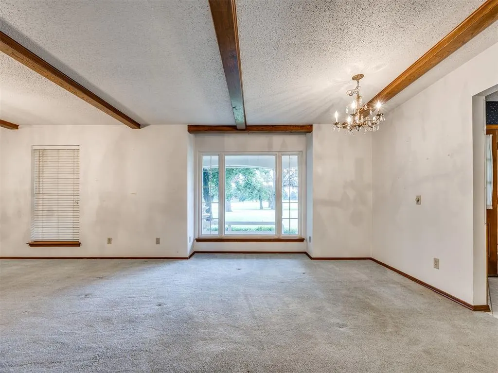 Photo 7 — 3911 N Glade Avenue, Bethany, OK 73008