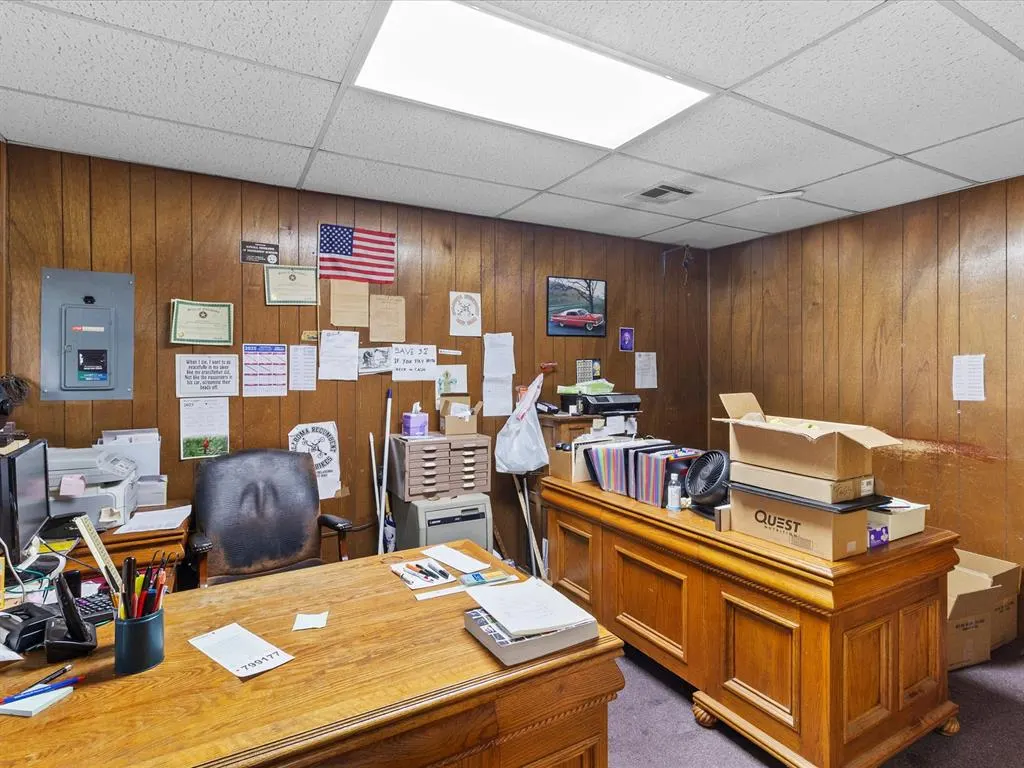 Photo 10 — 100 E Broadway Street, Lexington, OK 73051