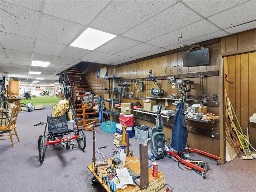 Photo 12 — 100 E Broadway Street, Lexington, OK 73051