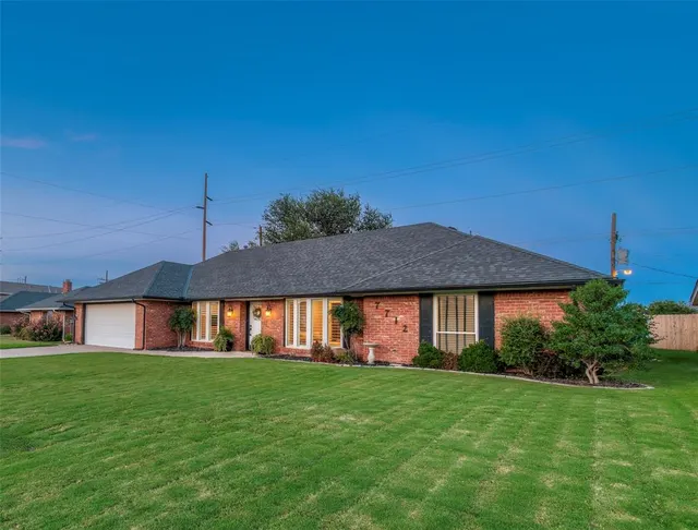 Photo 2 — 7712 Rumsey Road, Oklahoma City, OK 73132