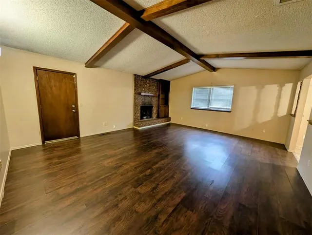 Photo 3 — 3729 SE 48th Place, Oklahoma City, OK 73135