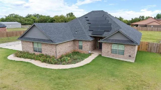 Photo 4 — 29377 Triple Crown Place, Cashion, OK 73016