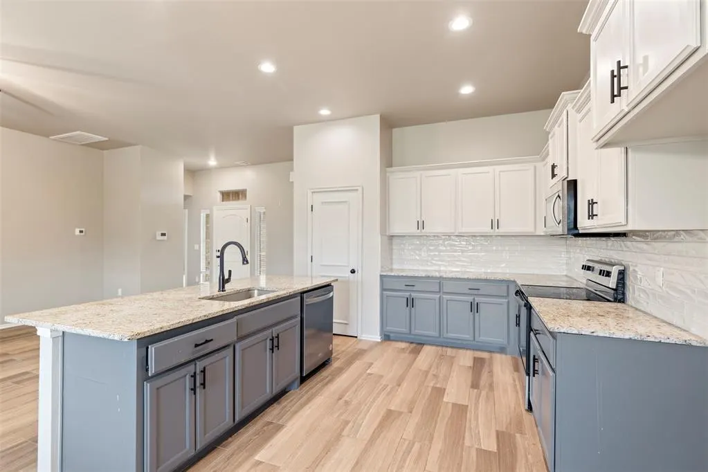 Photo 17 — 29377 Triple Crown Place, Cashion, OK 73016