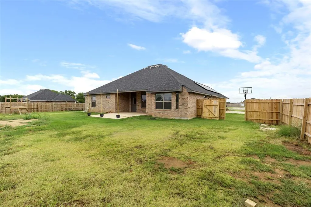 Photo 36 — 29377 Triple Crown Place, Cashion, OK 73016