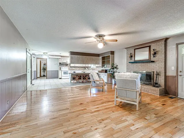 Photo 2 — 18906 13th Street, Shawnee, OK 74801