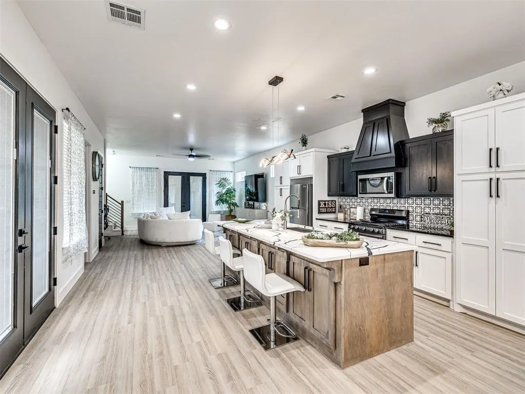 Photo 9 — 1409 NW 24th Street, Oklahoma City, OK 73106