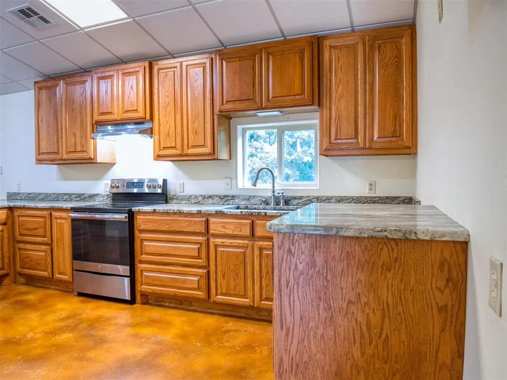 Photo 12 — 21703 Highway 102 Highway, Tecumseh, OK 74873