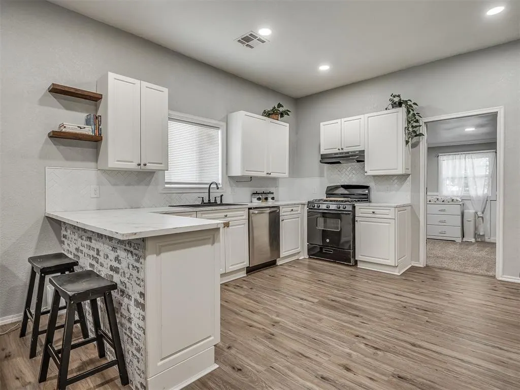 Photo 6 — 316 W Adams Street, Crescent, OK 73028