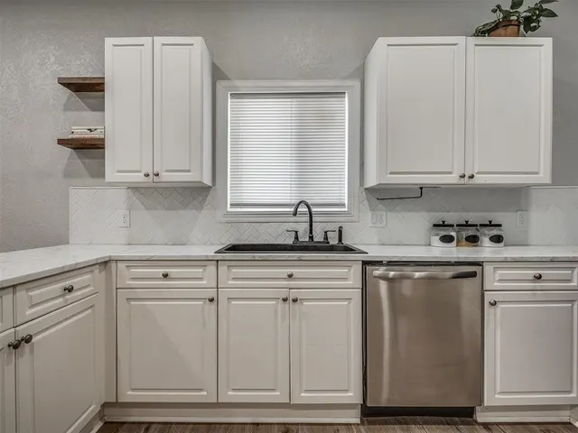 Photo 8 — 316 W Adams Street, Crescent, OK 73028