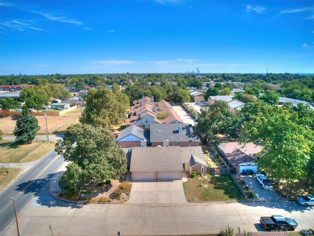 Photo 9 — 1630 Kavel Drive, Oklahoma City, OK 73127