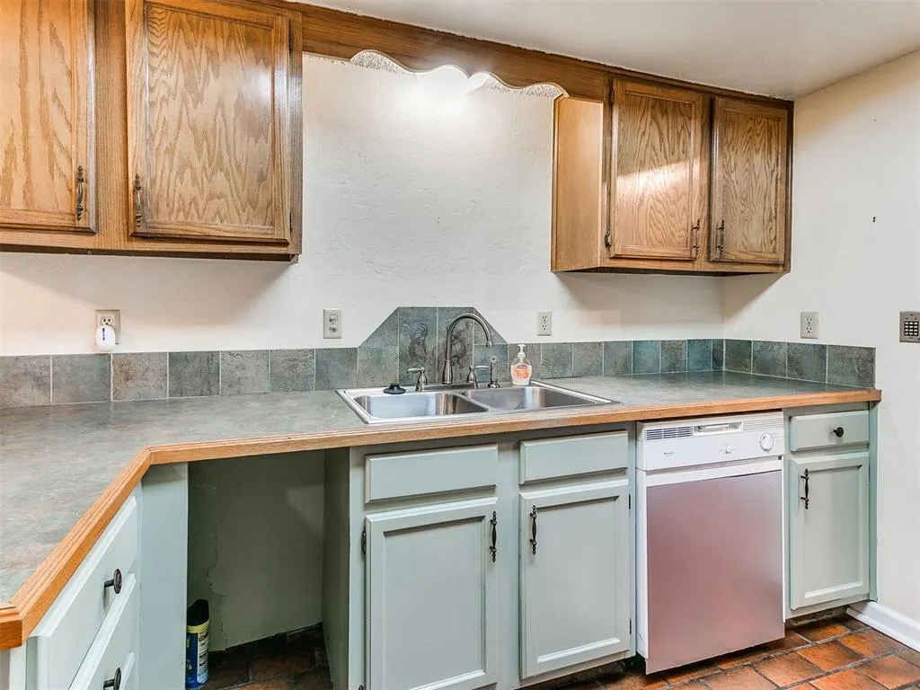 Photo 35 — 1630 Kavel Drive, Oklahoma City, OK 73127