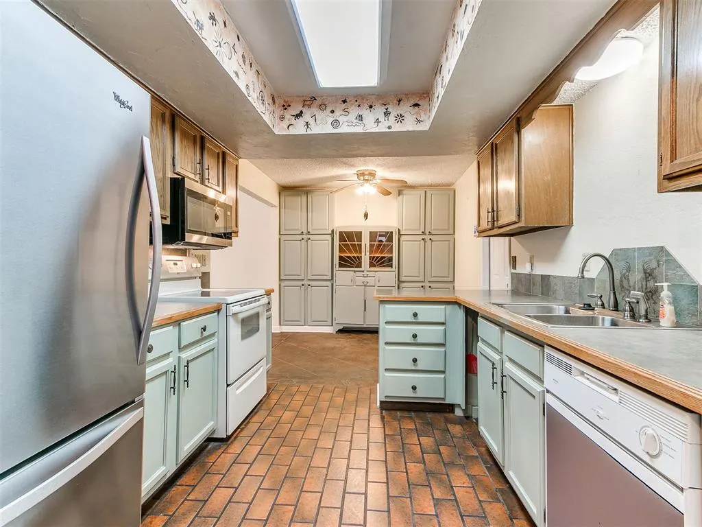 Photo 36 — 1630 Kavel Drive, Oklahoma City, OK 73127