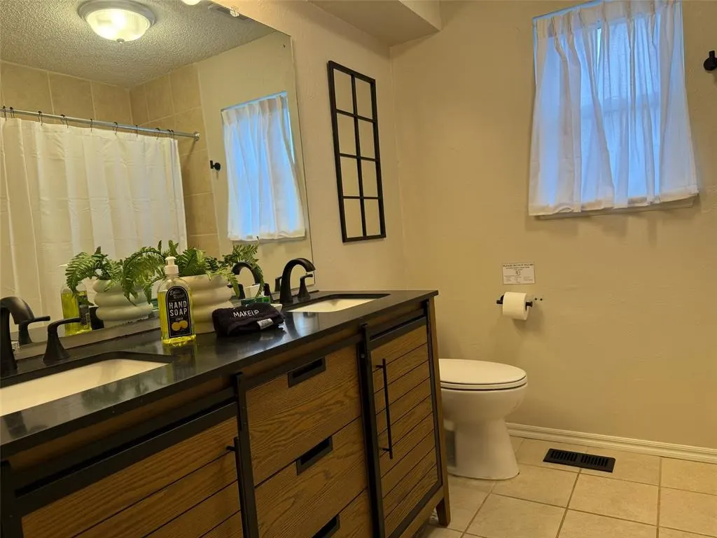 Photo 5 — 3124 N Elmwood Avenue, Oklahoma City, OK 73116