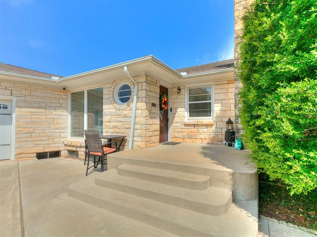 Photo 4 — 1127 S Reno Avenue, El Reno, OK 73036