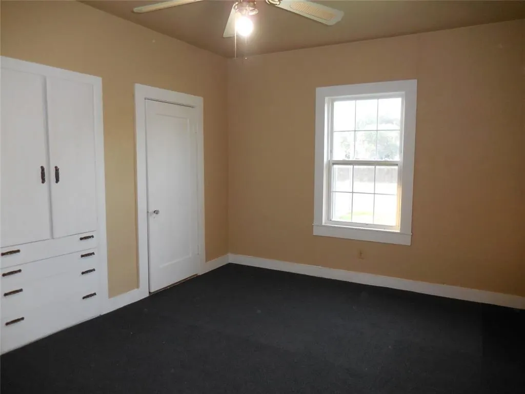 Photo 16 — 401 S 4th St Corner, Davis, OK 73030